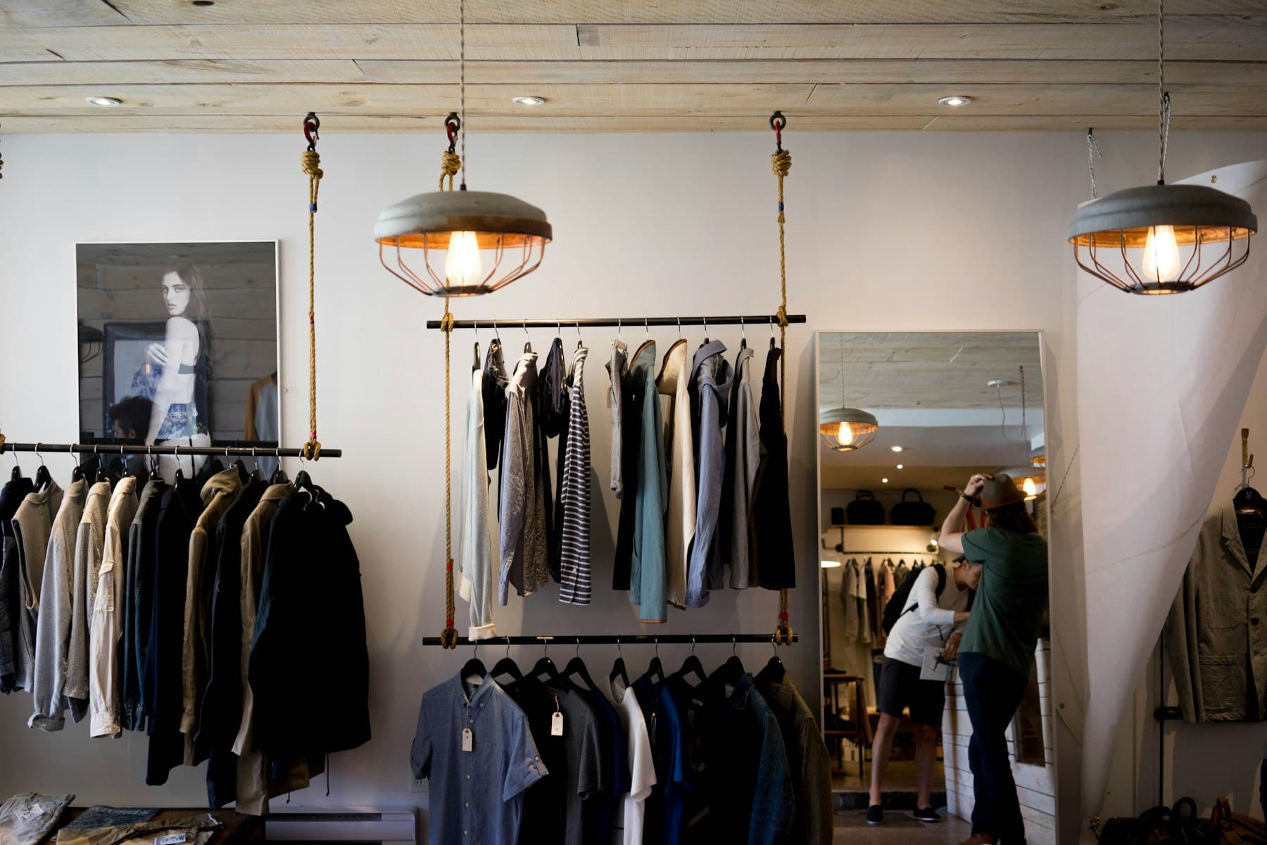 Modique LLC boutique atmosphere